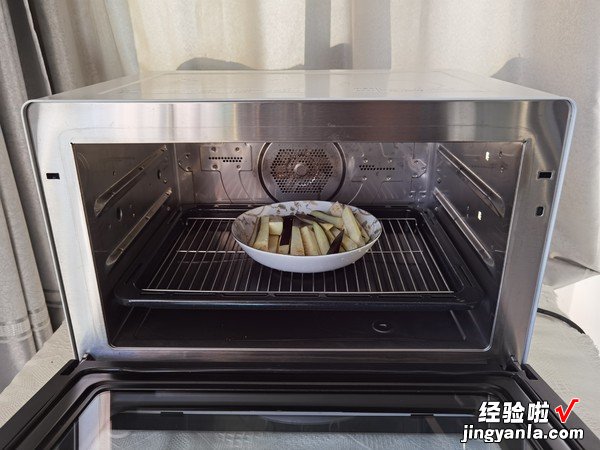 蒜香软糯的蒸茄子