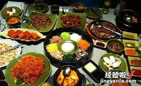 收集各地名小吃