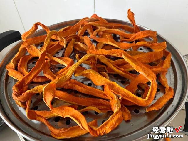 这6种果实晒干后，比新鲜的好吃，韧性足有嚼劲，留到冬天当零食