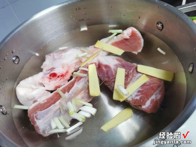 红烧肉想要好吃?少不了这4种香料,很多人弄不明白,难怪不好吃
