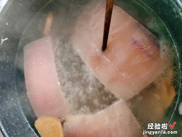 四川回锅肉的正宗做法,牢记3个关键步骤,浓香可口,太费米饭了