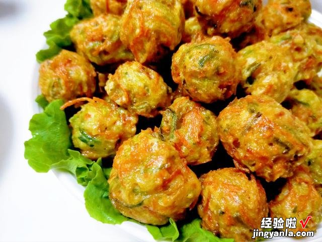 炸丸子，用淀粉还是面粉？教你正确做法，丸子酥香不回软，太香了