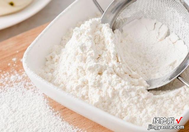 炸丸子，用淀粉还是面粉？教你正确做法，丸子酥香不回软，太香了