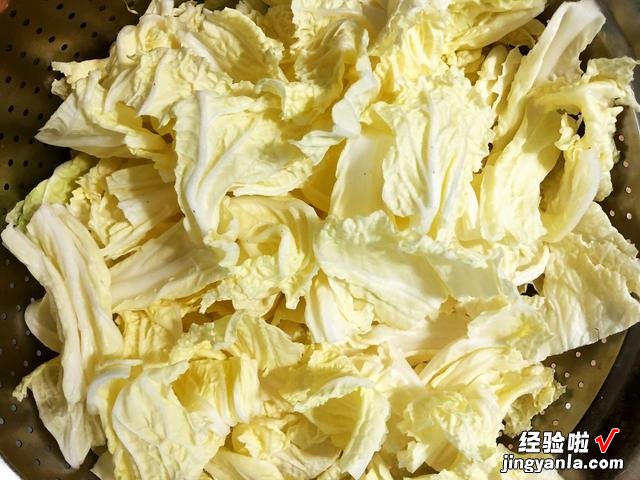 乾隆白菜火了,其实做法非常简单,爽脆解腻,怪不得乾隆爷喜欢吃