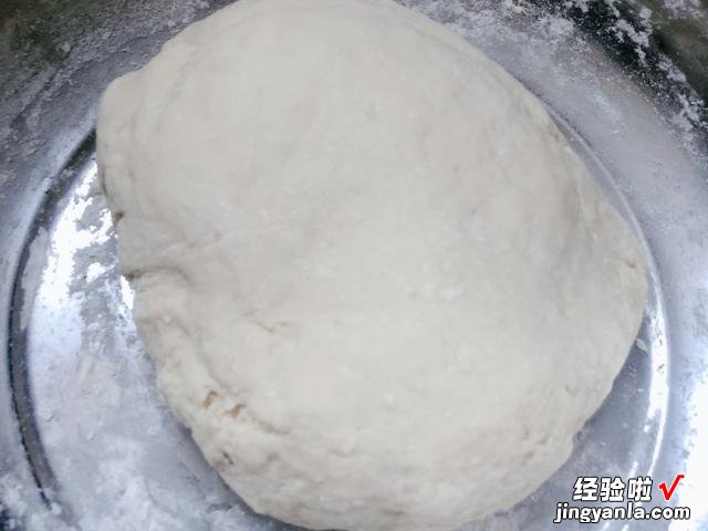 死面大饼怎么做软而不硬?用对和面水是关键,教程来了,一学就会