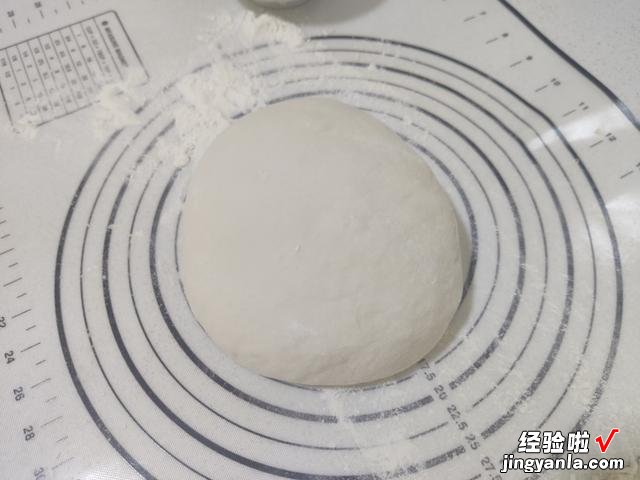 死面大饼怎么做软而不硬?用对和面水是关键,教程来了,一学就会
