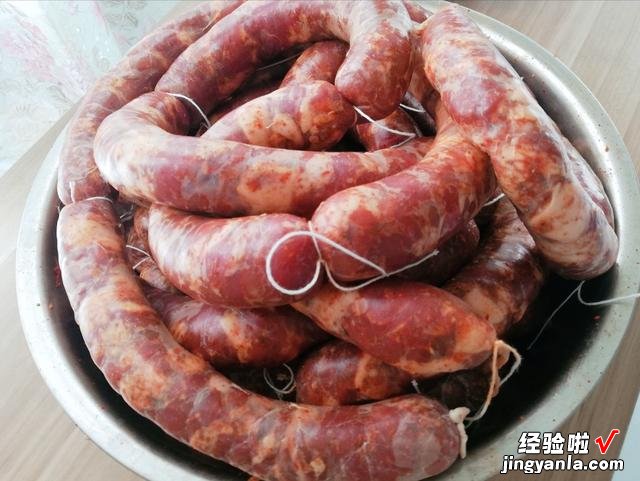 想灌香肠的要收藏，教你十几年的老配方，没有腥味，香肠越嚼越香