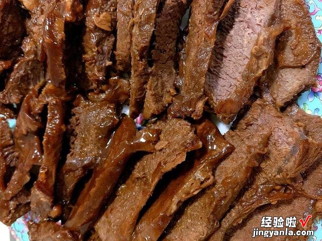 酱牛肉想要好吃?只凭感觉可不行,大厨教你3招,酥嫩爽口有嚼劲