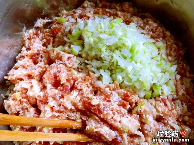 霜降后，包饺子就用它，鲜嫩营养又多汁，我家一周吃4次，太香了