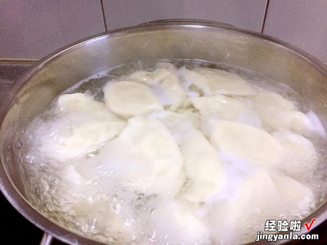 霜降后，包饺子就用它，鲜嫩营养又多汁，我家一周吃4次，太香了