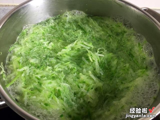 霜降后，包饺子就用它，鲜嫩营养又多汁，我家一周吃4次，太香了