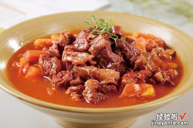 10月23日,是“霜降”节气,饮食上应该吃什么,又该如何养生呢?