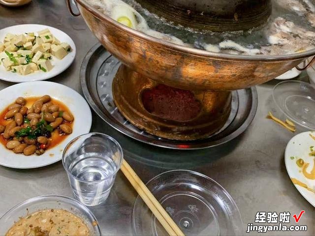 正宗涮羊肉蘸料怎么做？详细配方教给你，醇香不膻，让你吃得满意