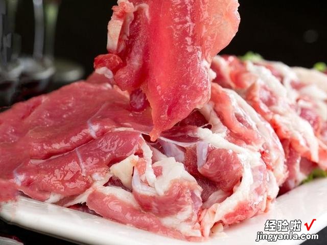 正宗涮羊肉蘸料怎么做？详细配方教给你，醇香不膻，让你吃得满意
