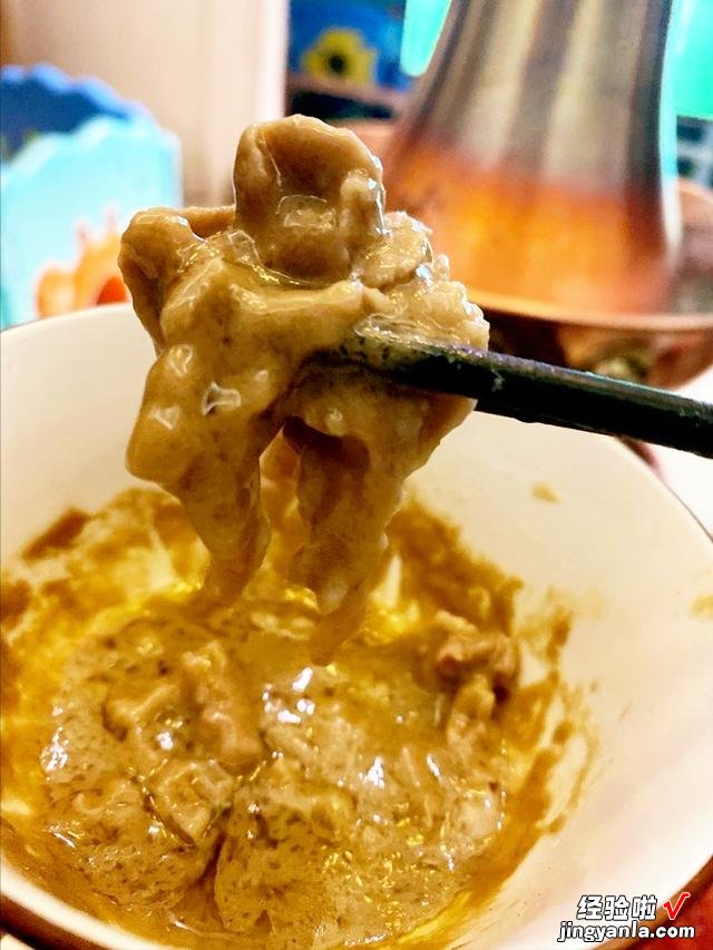 正宗涮羊肉蘸料怎么做？详细配方教给你，醇香不膻，让你吃得满意