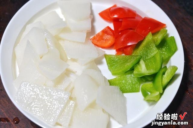 冬天干燥易上火,这6道降火菜谱,常做给家人吃,润肺降燥少生病
