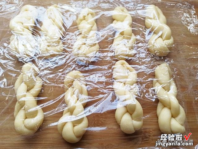 想吃零食不用买,教你6种自制小零食,香酥脆口,没有烤箱也能做