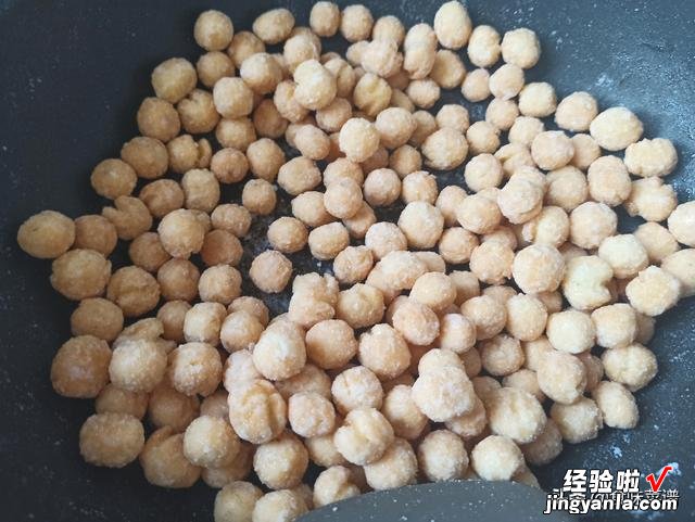 想吃零食不用买,教你6种自制小零食,香酥脆口,没有烤箱也能做