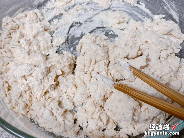 蒸馒头，不要只加酵母！多加“2白”，馒头又白又香，凉了也好吃