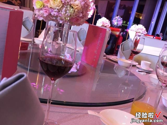 红酒过期了还能喝吗?酿酒师傅给出答案,通俗易懂,看完涨知识了