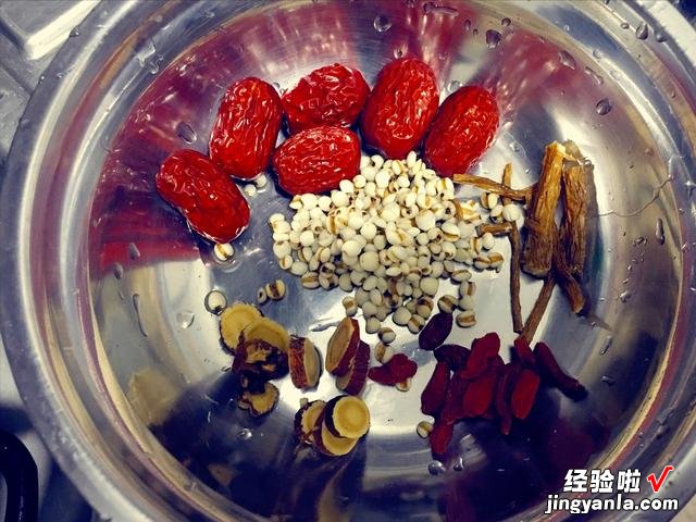 4款秋季养生汤，不再怕“秋老虎”，配方教给你，去燥润肺效果好