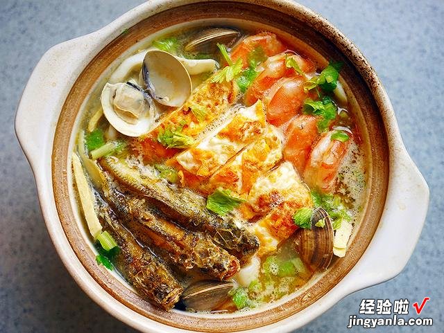 不是所有菜都适合放味精,这5类菜该免则免,破坏风味,影响口感
