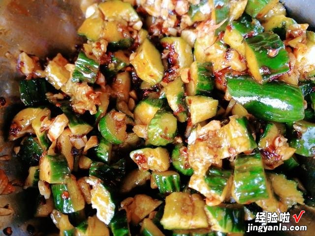 北方人最爱的6道下酒菜,咸香味美,只要上桌,酒量小也能喝半斤