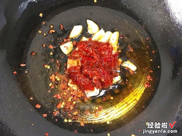 做麻婆豆腐，牢记3个小技巧，比吃肉还下饭，在家也能做得很正宗