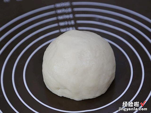 炸糖糕的正宗做法,个个脆皮空心,香甜又软糯,我一口气能吃五个
