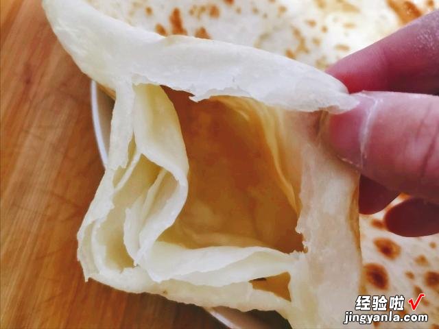 死面大饼怎么做才软而不硬？该用什么水和面？教程来了，一看就会