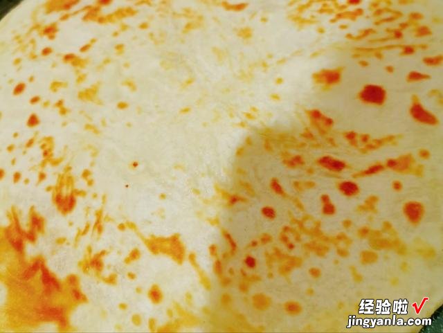 死面大饼怎么做才软而不硬？该用什么水和面？教程来了，一看就会