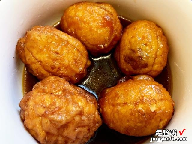 孩子最爱吃的“虎皮鸡蛋”,步骤简单,蛋皮有嚼劲,蛋黄比肉还香