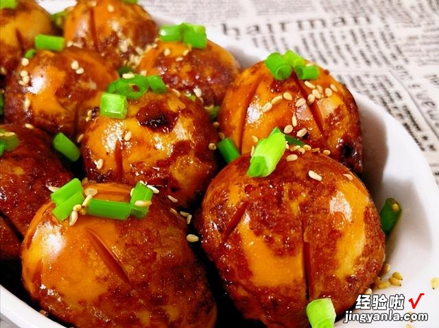孩子最爱吃的“虎皮鸡蛋”,步骤简单,蛋皮有嚼劲,蛋黄比肉还香