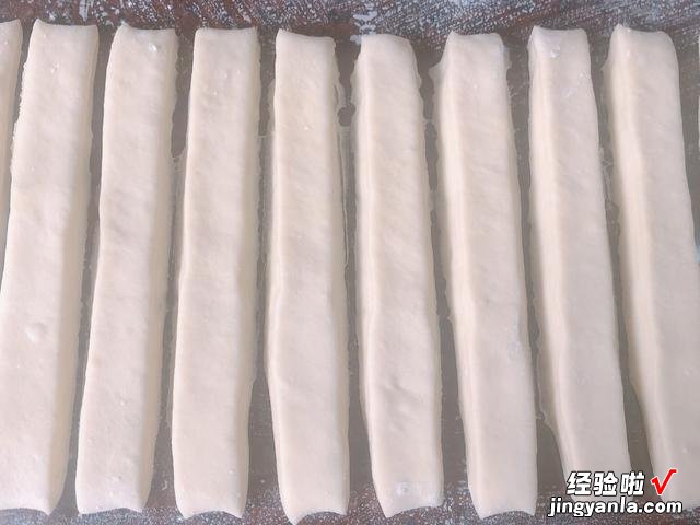 油条店的老配方,步骤简单,适合新手学,出锅蓬松酥脆,特别好吃