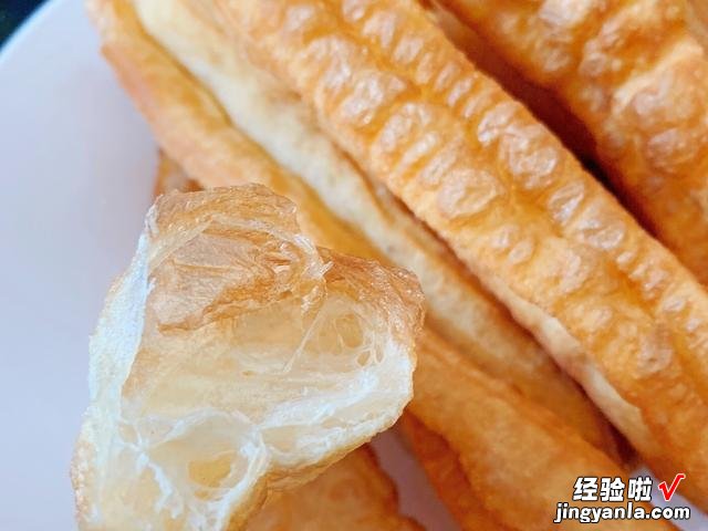 油条店的老配方,步骤简单,适合新手学,出锅蓬松酥脆,特别好吃