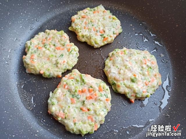 虾仁最好吃的4种做法,步骤简单,鲜嫩美味解馋,很适合新手学习