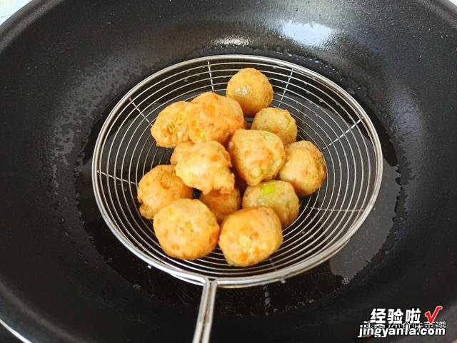 豆腐最好吃的12种做法，步骤简单，鲜香入味，快学会做给家人吃吧