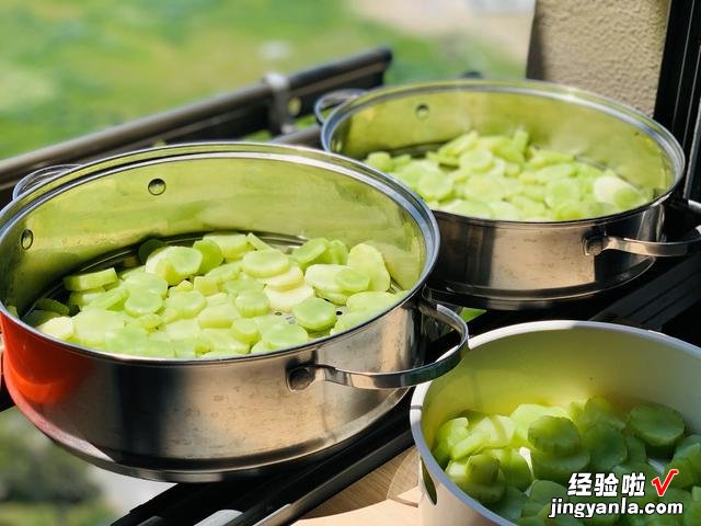 趁着阳光充足,这9种蔬菜可以多晒一些,留着冬天吃,炖肉特别香