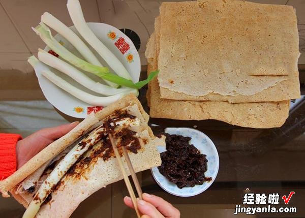 很多人对山东有误解，认为只吃煎饼卷大葱，看完这个，你就明白了