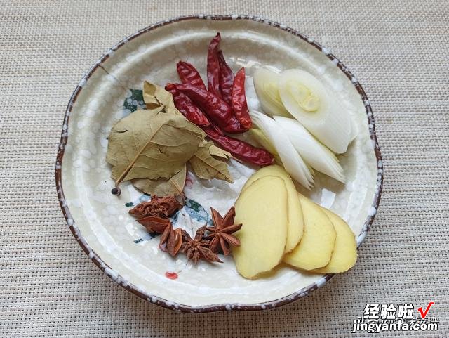 立秋后“贴秋膘”，可不能乱补，分享6道滋补肉菜，营养高味道好