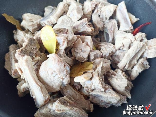 立秋后“贴秋膘”，可不能乱补，分享6道滋补肉菜，营养高味道好