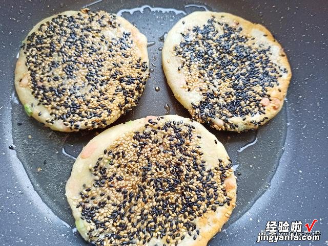 今日末伏,“末伏烙饼摊鸡蛋”,分享8种美味饼,松软劲道不发硬