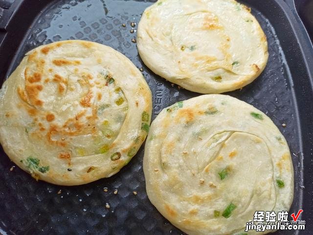 今日末伏，“末伏烙饼摊鸡蛋”，教你8种饼做法，蓬松柔软不发硬