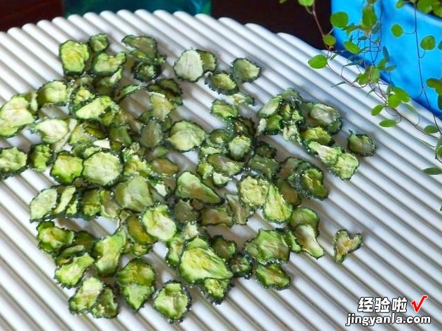 立秋前后,把6款蔬菜晒干,做法简单,放一年不坏,冬天炖肉很香