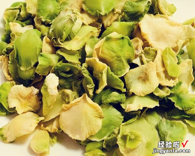 立秋前后,把6款蔬菜晒干,做法简单,放一年不坏,冬天炖肉很香