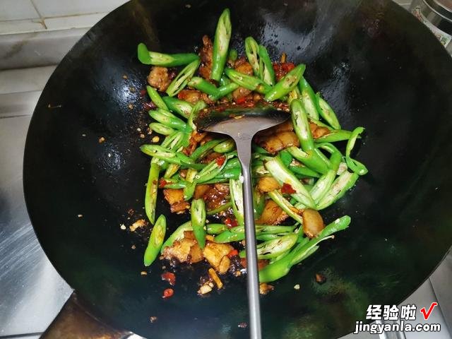 小炒肉好吃有诀窍，做对这3步，开胃又下饭，味道比回锅肉还好吃