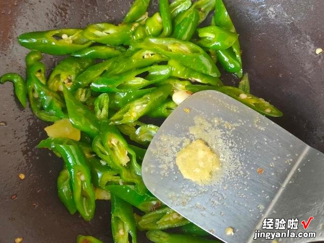 小炒肉好吃有诀窍，做对这3步，开胃又下饭，味道比回锅肉还好吃