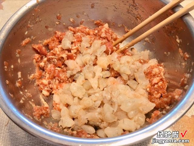 头伏到吃饺子，分享8种饺子馅的调法，有荤有素，鲜嫩营养又多汁