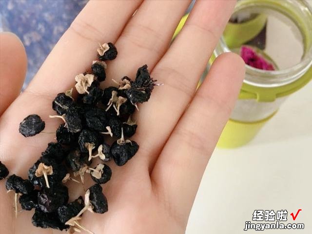 5种含有丰富“花青素”的食物，女生要常吃，皮肤光滑，抵抗衰老