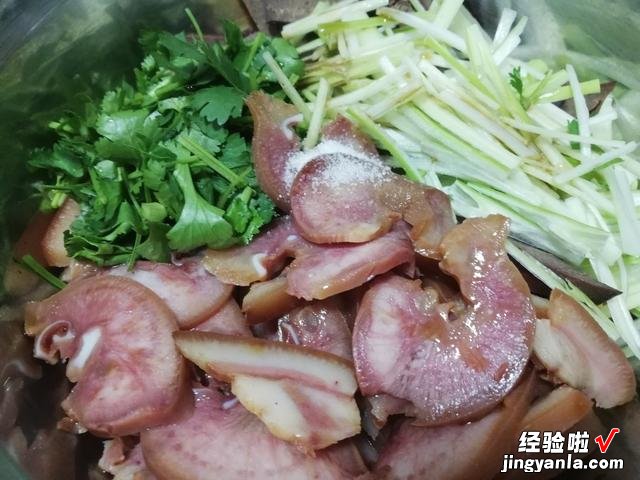 这4道下酒菜，最受“老酒鬼”欢迎，咸香味美，酒量小也能喝半斤